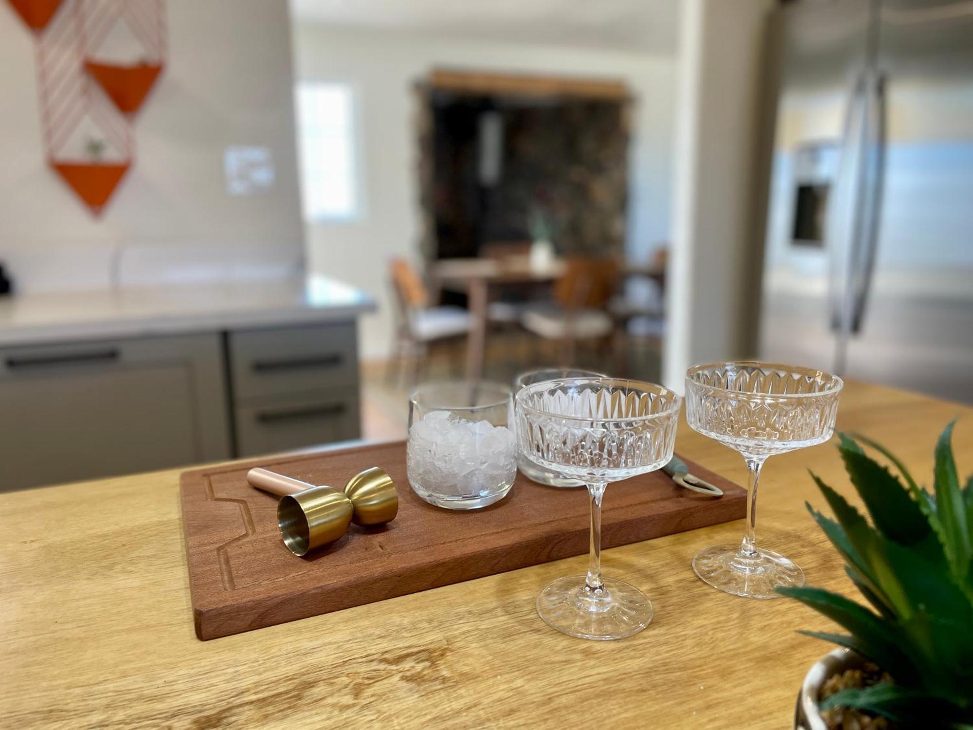 Twin Palms Desert Getaway - Jacuzzi, Fire Pit, Meditation Room & More 조슈아 트리 외부 사진