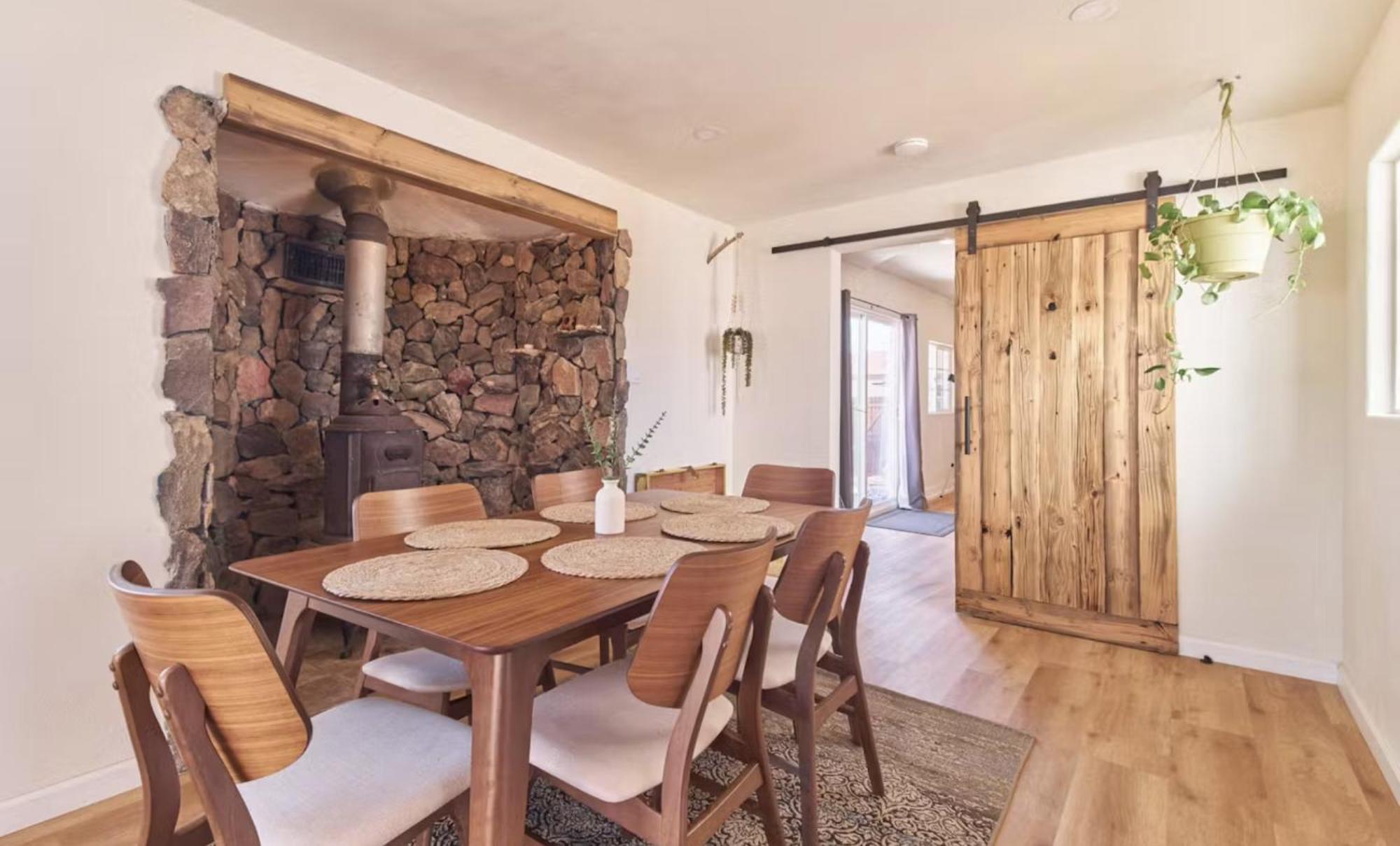 Twin Palms Desert Getaway - Jacuzzi, Fire Pit, Meditation Room & More 조슈아 트리 외부 사진
