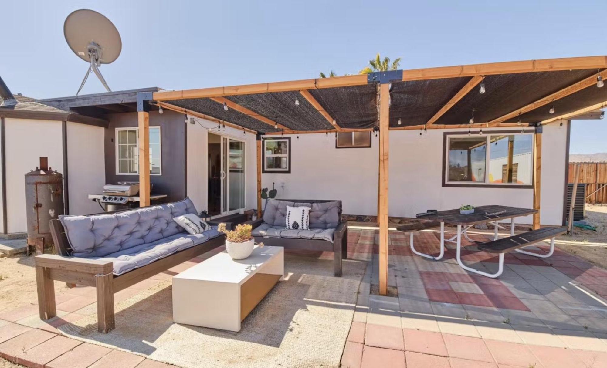 Twin Palms Desert Getaway - Jacuzzi, Fire Pit, Meditation Room & More 조슈아 트리 외부 사진